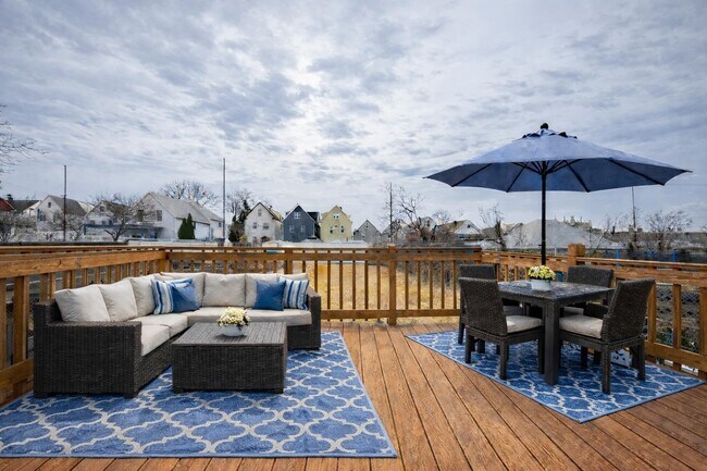 Building Photo - 136 W 31st St