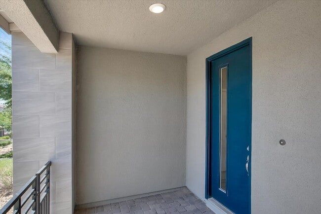Building Photo - 502 Sonoma Range St