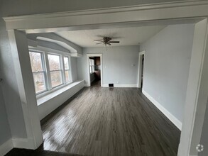 Building Photo - 957 Parkway Rd