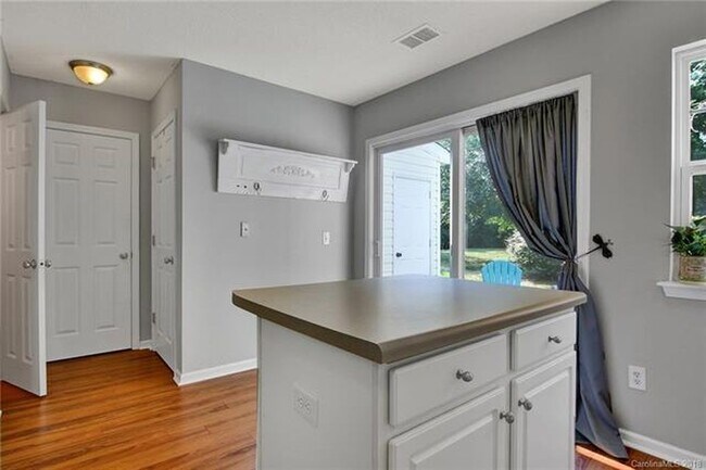 Building Photo - Exclusively Offered by Muse Realty, LLC