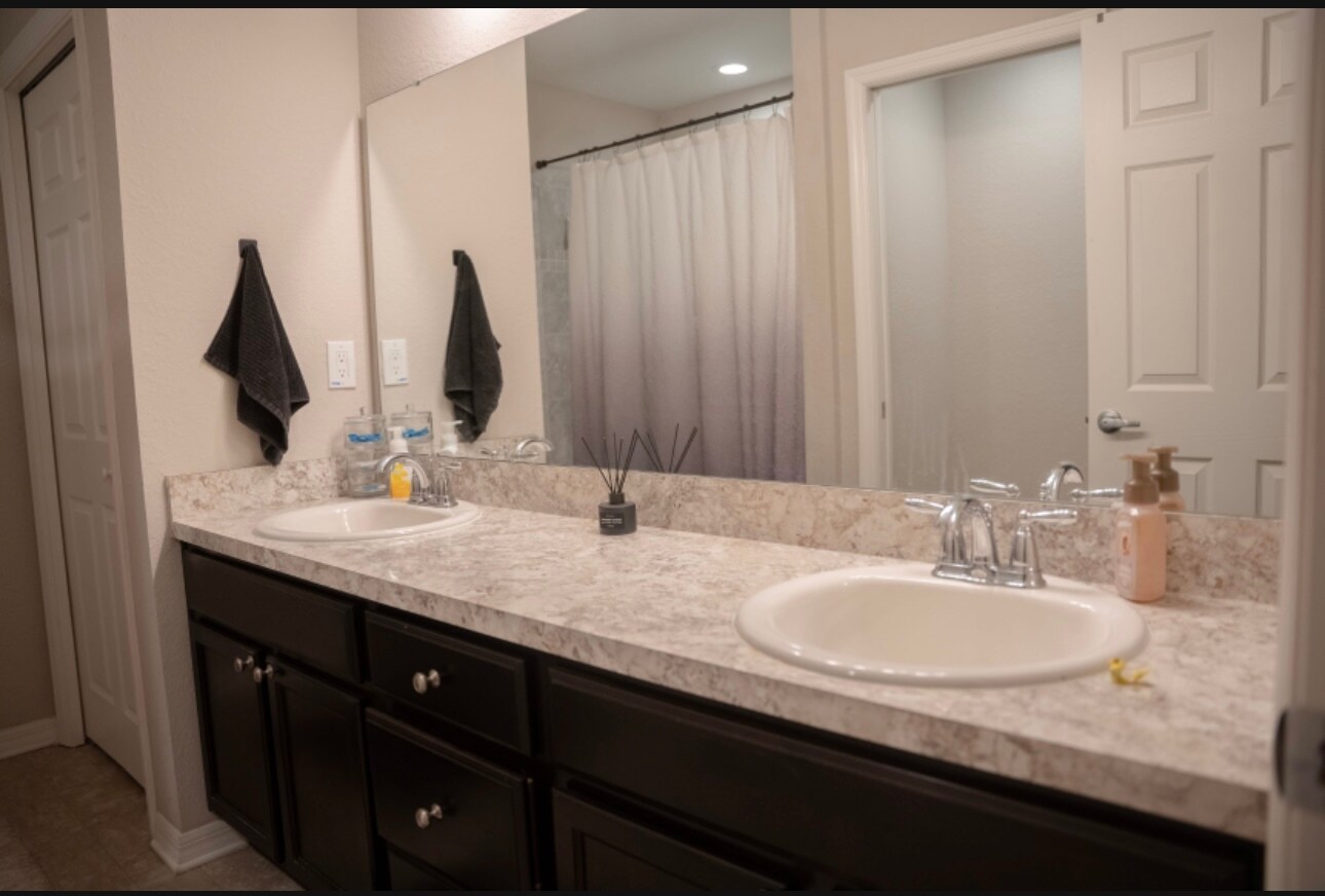 Building Photo - 7418 Indigo Oasis Ct