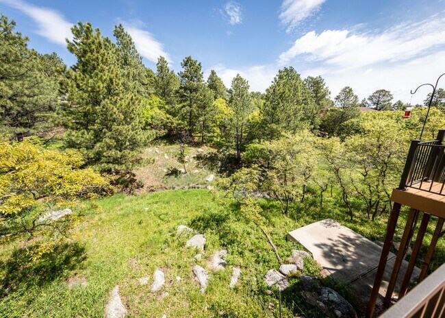 Building Photo - *COMING SOON* 5 Bedroom Broadmoor Beauty A...