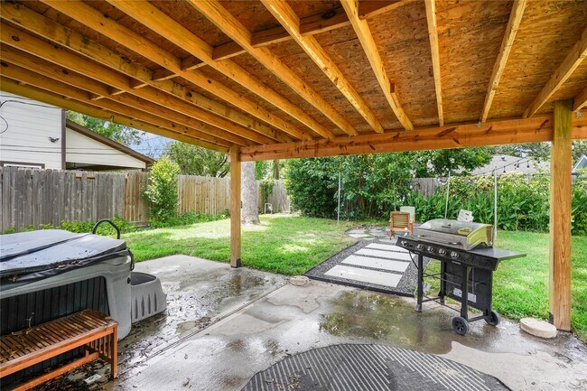 Building Photo - 9626 Vilven Ln