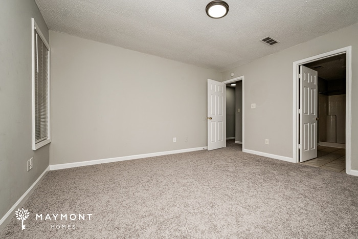 Building Photo - 6957 Mahonia Pl