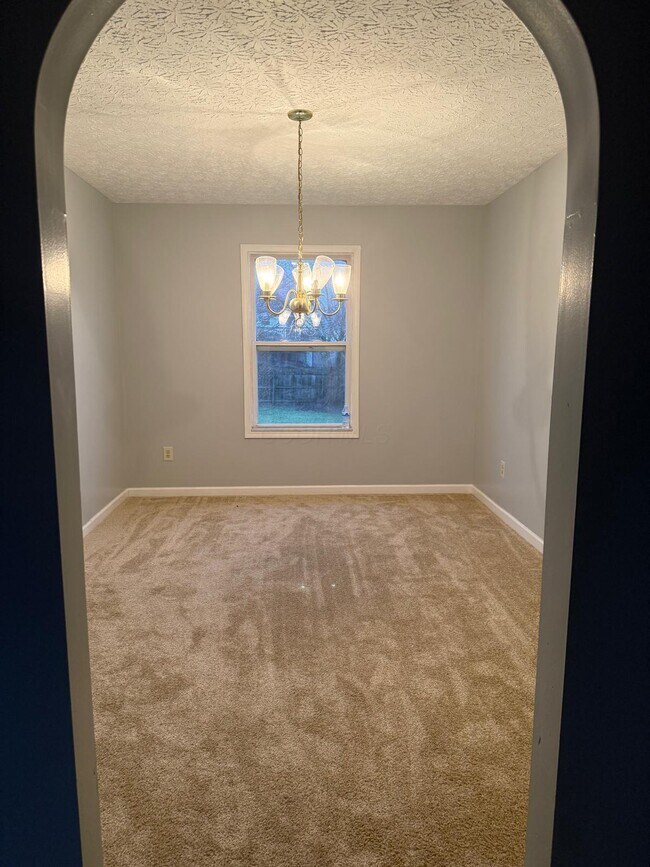 Building Photo - 6729 Kristins Cove Ln