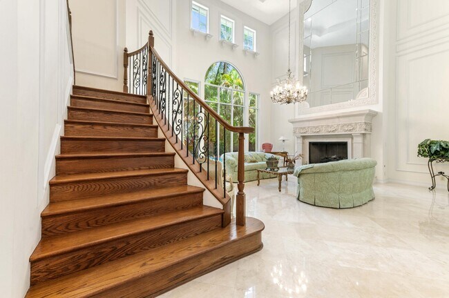 Building Photo - 17665 Middlebrook Way