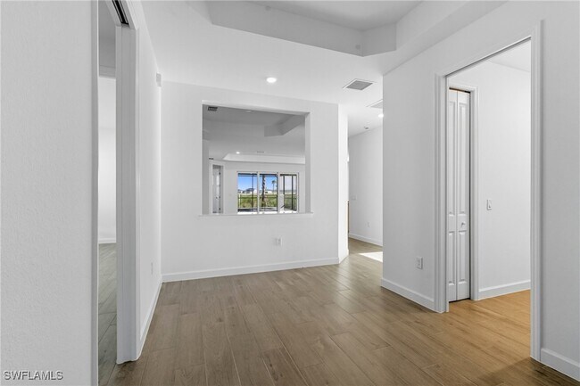 Building Photo - 44481 Mesquite Ln