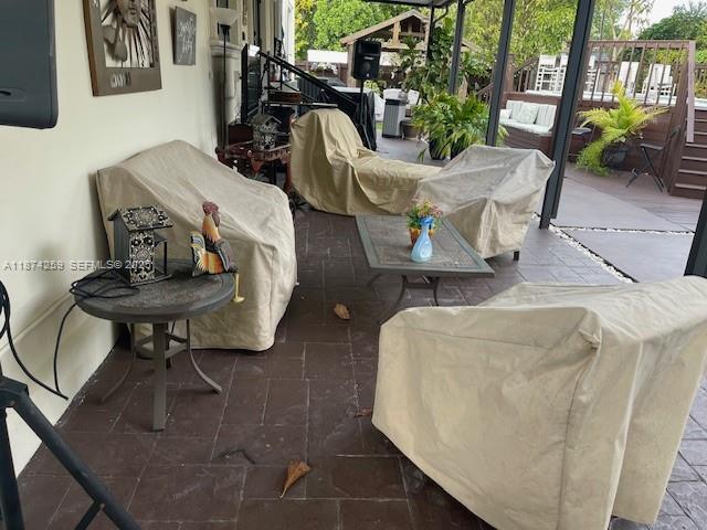 Building Photo - 2701 SW 79th Ave