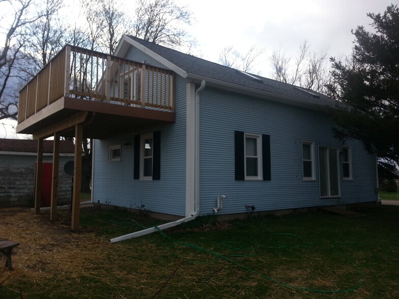 Building Photo - 9001 Old Sauk Rd