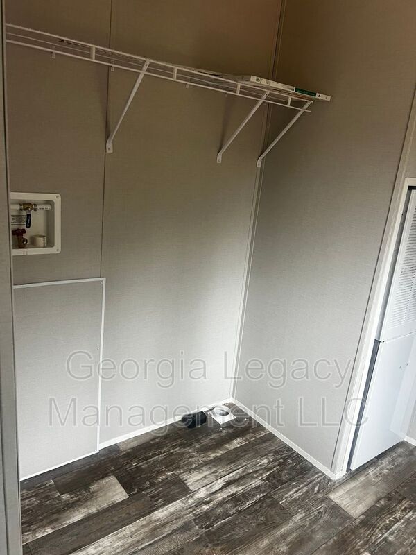 Building Photo - 189 Mason St