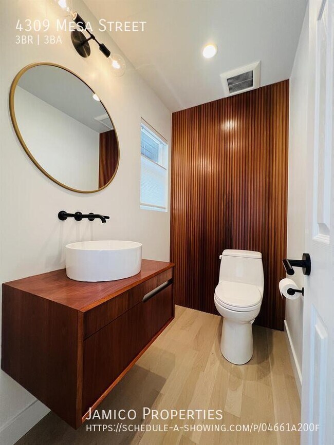 Building Photo - 4309 Mesa St