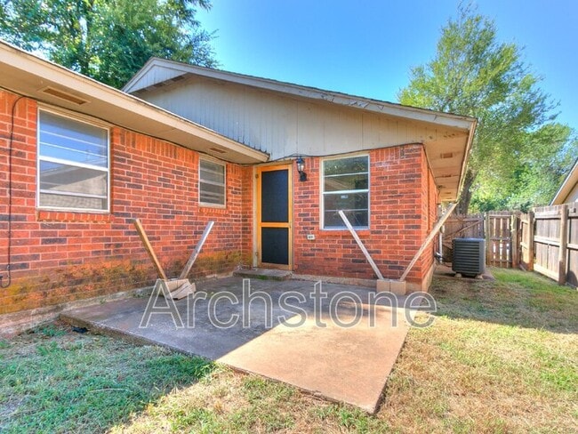 Building Photo - 5216 Coble St