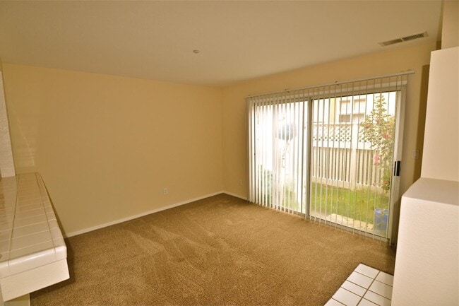 Building Photo - 6909 Rodling Dr