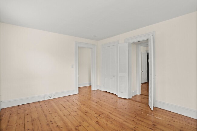 Building Photo - 43 Church St