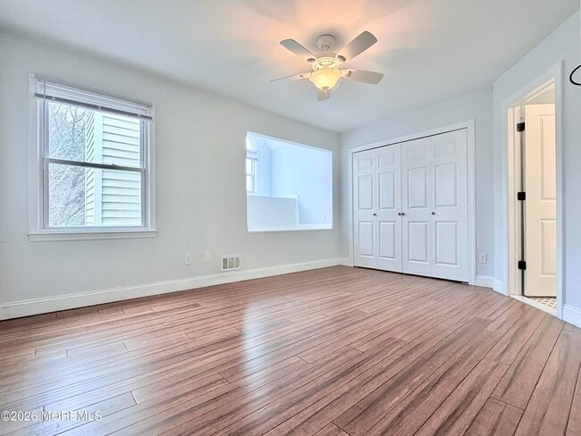 Building Photo - 7 Longfellow Ct