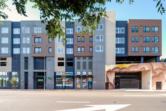 Building Photo - 100 Callan Ave