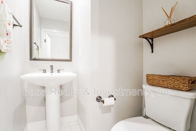 Building Photo - 2117 Copper Walk