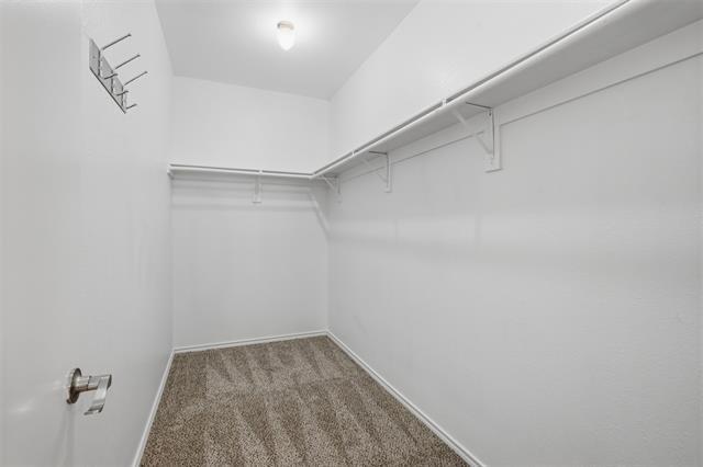 Building Photo - 514 E Hazelwood St