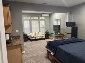 Building Photo - 1223 Boulder Creek Rd