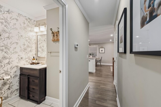 Building Photo - 112 Magnolia Cir