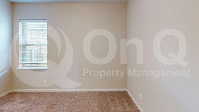 Building Photo - 705 Juneberry Dr
