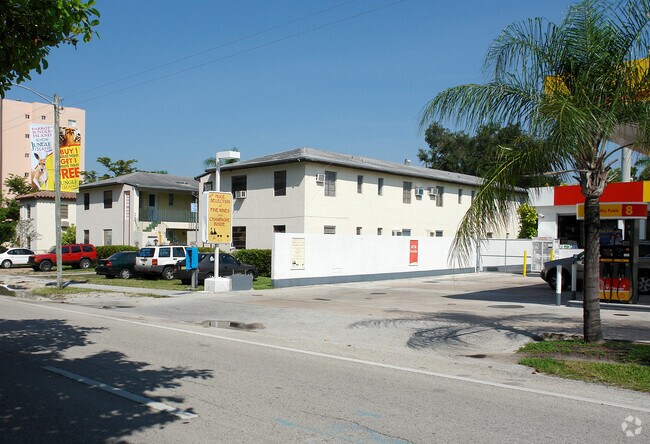 2030 - 2034 SW 3rd Ave - 2030-2034 SW 3rd Ave