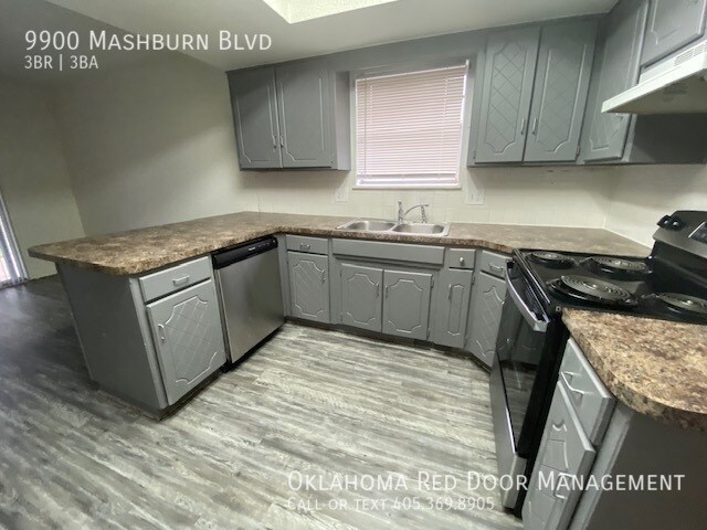 Building Photo - 9900 Mashburn Blvd