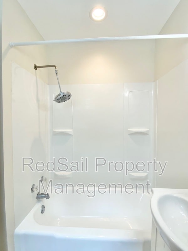 Building Photo - 1628 Orcutt Ave