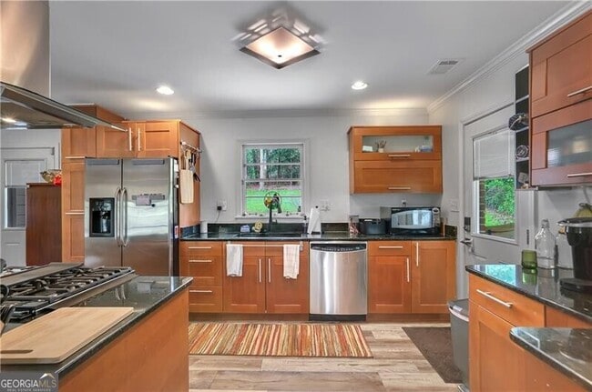 Building Photo - 1984 Mcjenkin Dr NE