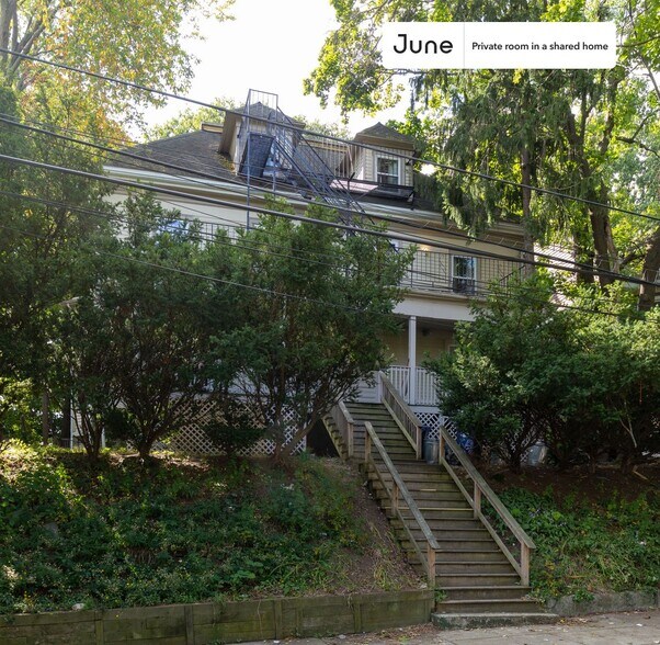 Building Photo - Room in Shared 5 bed/2 bath home in Allston