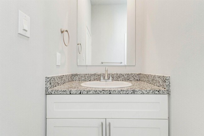 Building Photo - 18835 Luminescent Ln