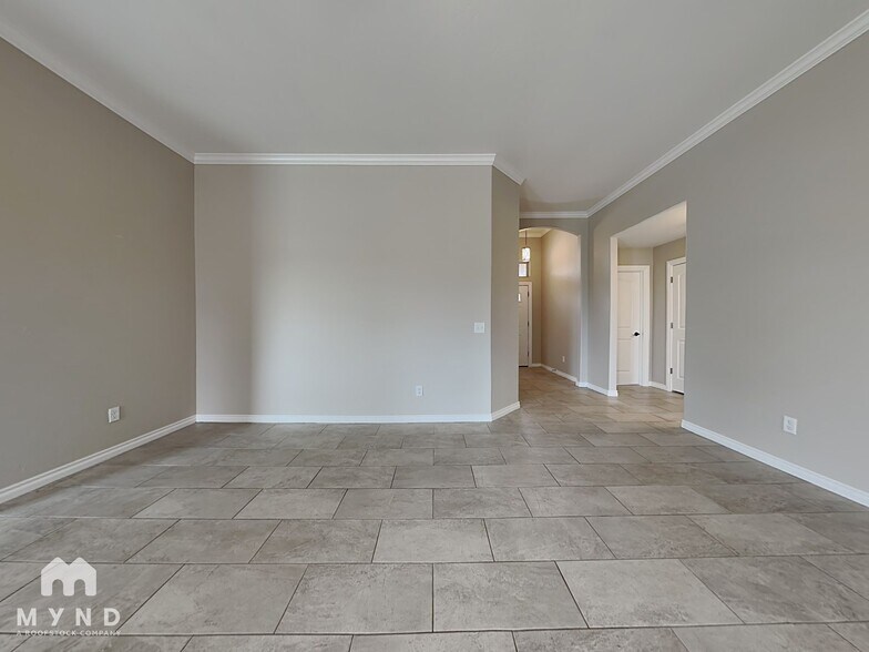 Building Photo - 13316 Brampton Way