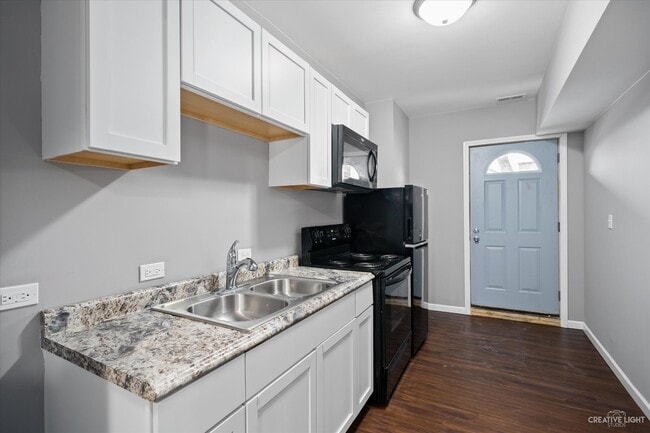 Building Photo - 157 N Eastern Ave