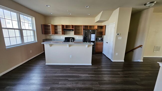 Building Photo - 9387 Rock Ripple Ln