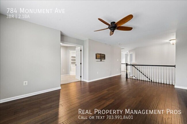 Building Photo - 784 Monument Ave