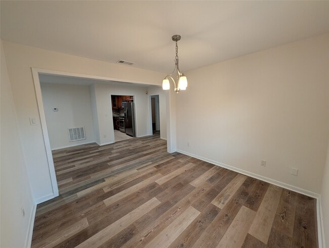 Building Photo - 4110 Ella Blvd