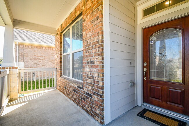 Building Photo - 5023 Lord Crest Ln