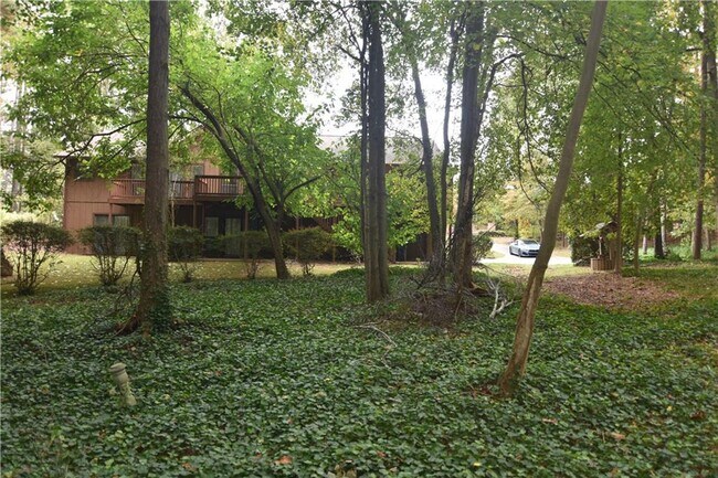 Building Photo - 3765 Cochran Lake Rd