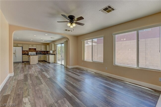 Building Photo - 5317 La Quinta Hills St