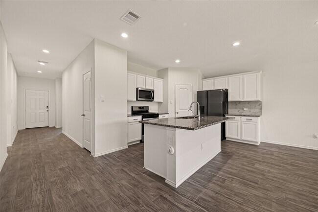Building Photo - 14224 Dream Rd