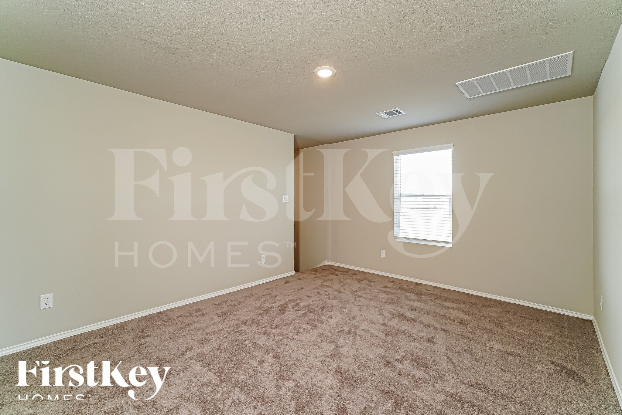 Building Photo - 10707 Prusiner Dr