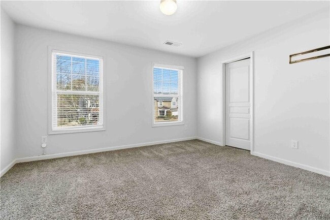 Building Photo - 5675 Falls Landing Dr