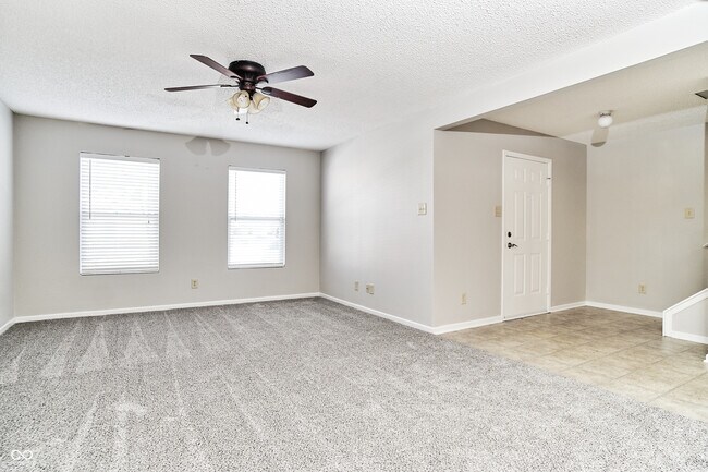 Building Photo - 14169 Clapboard Dr