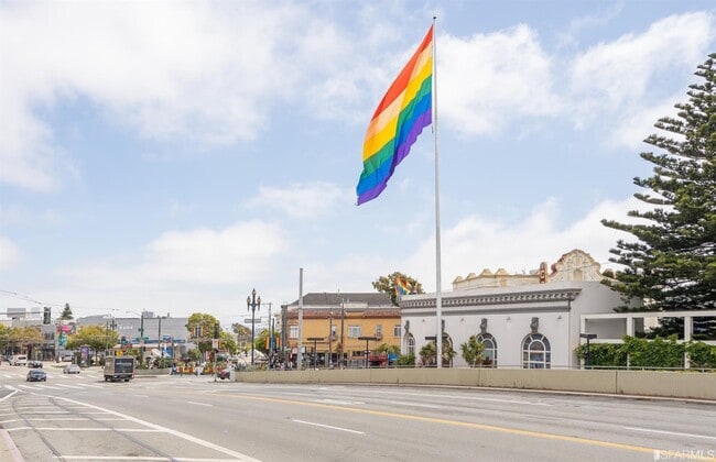 Building Photo - 3264 Market St