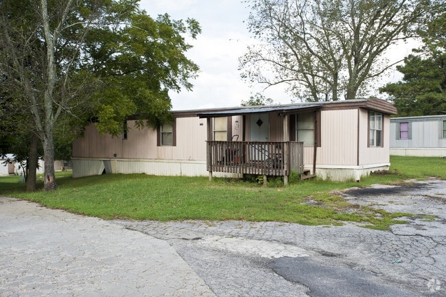 Building Photo - Walton Planned Community