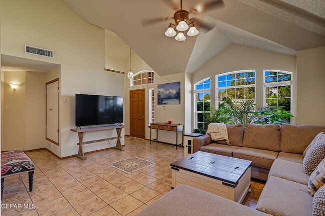 Building Photo - 11960 David Forti Dr