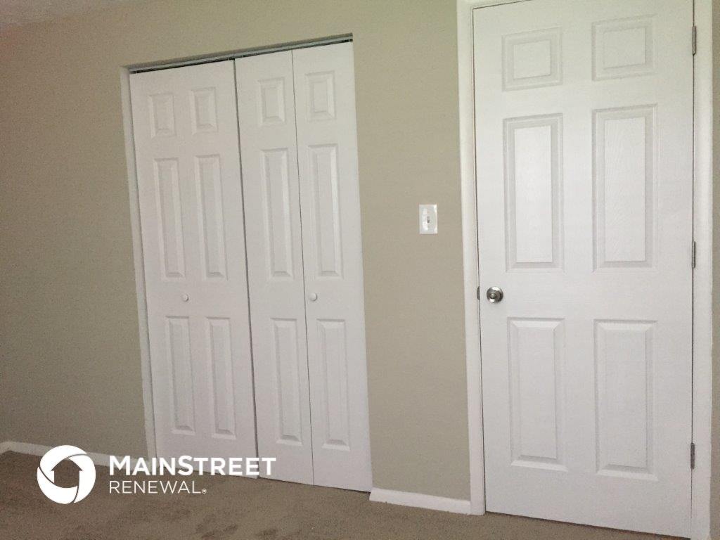 Building Photo - 1419 Mutz Dr