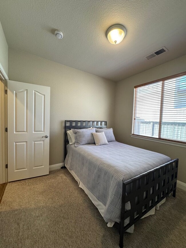 Building Photo - Fully Furnished South Reno Home | 3 Bed + Office | Mountain Views