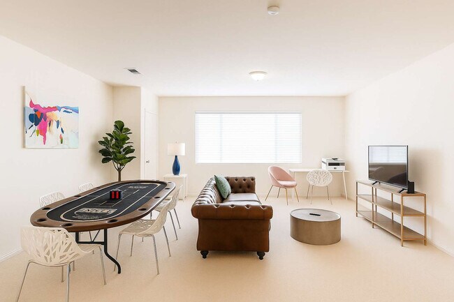 Primary Photo - 13563 Old El Camino Real