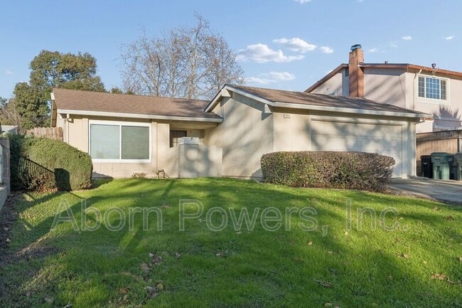 Building Photo - 7025 Catamaran Dr